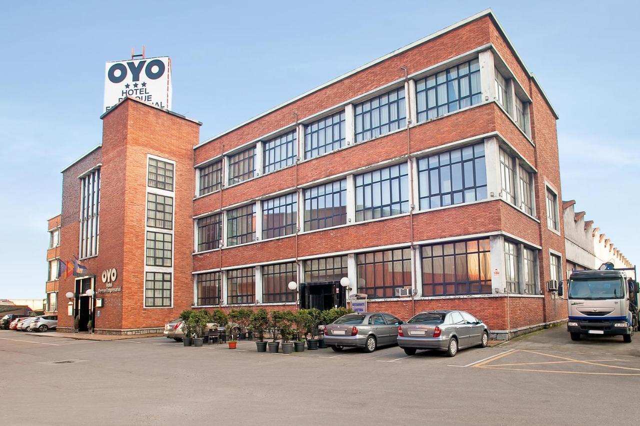Oyo Hotel Parque Empresarial Avilés Eksteriør bilde
