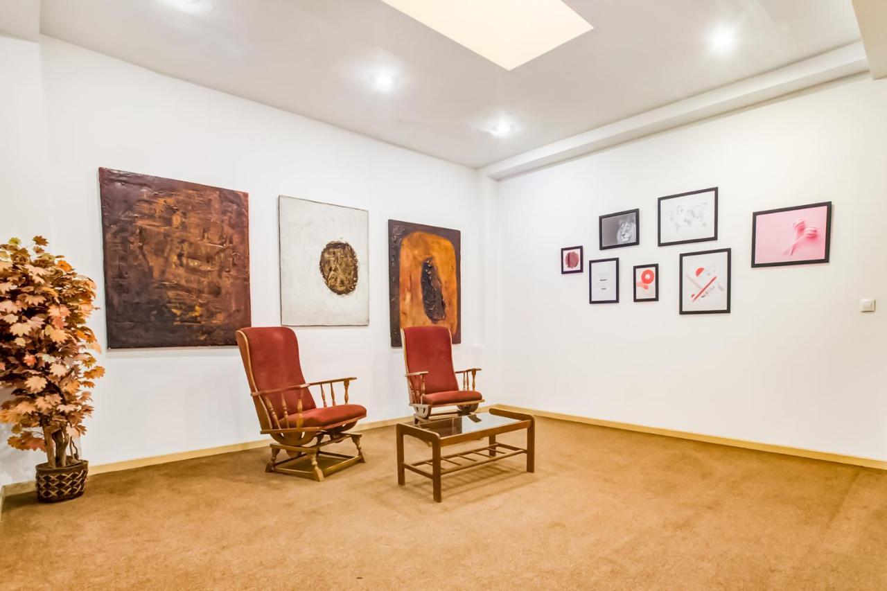Oyo Hotel Parque Empresarial Avilés Eksteriør bilde