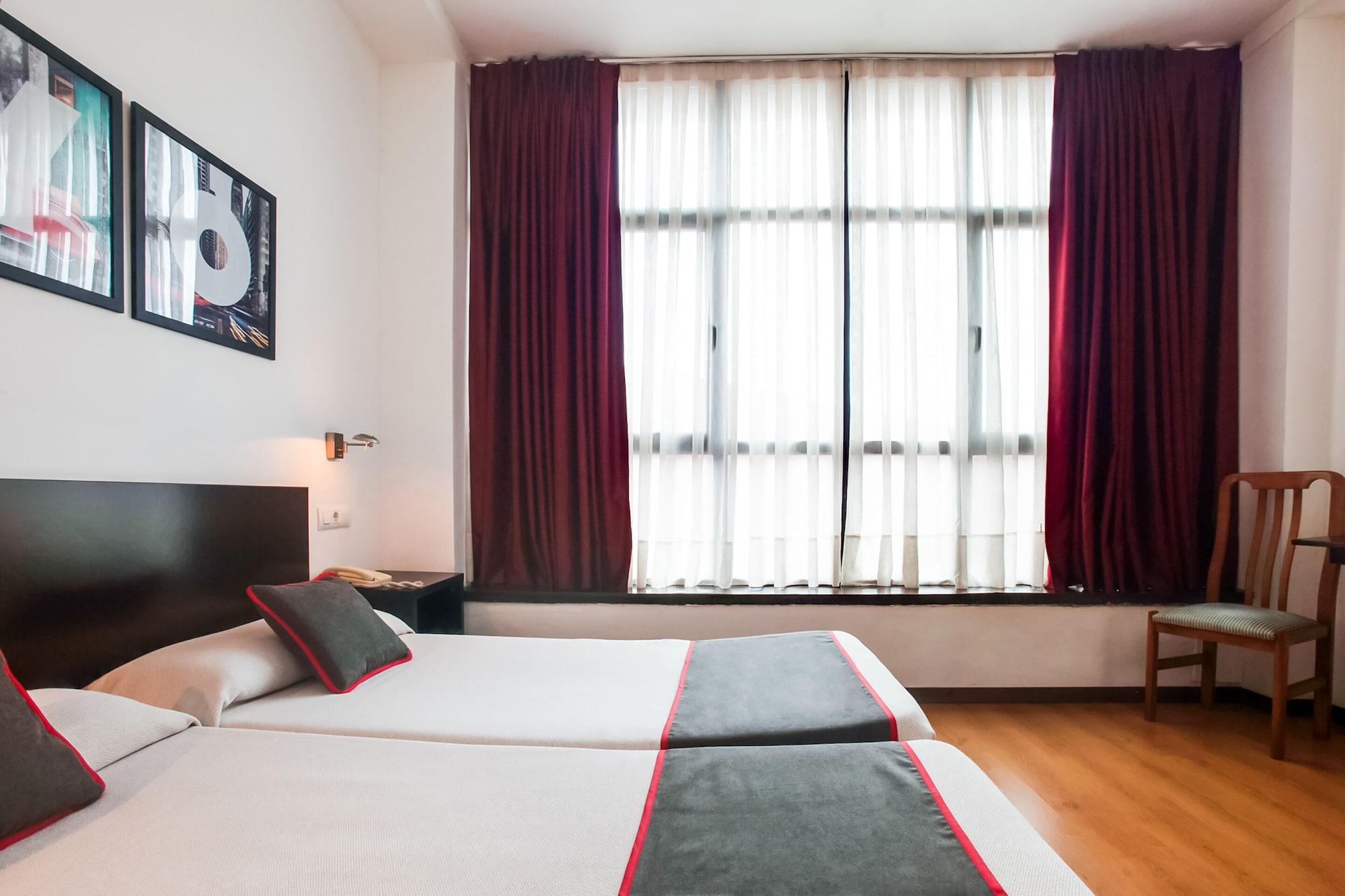 Oyo Hotel Parque Empresarial Avilés Eksteriør bilde