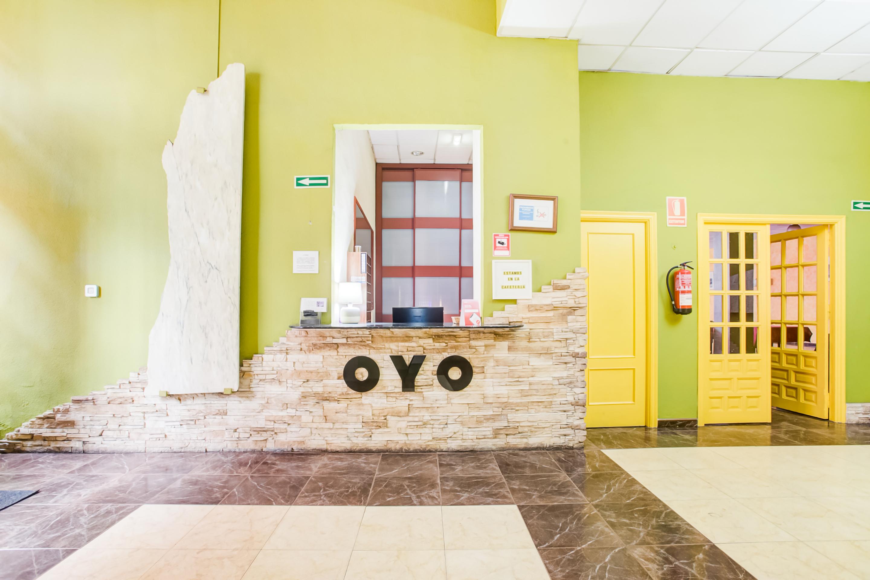 Oyo Hotel Parque Empresarial Avilés Eksteriør bilde